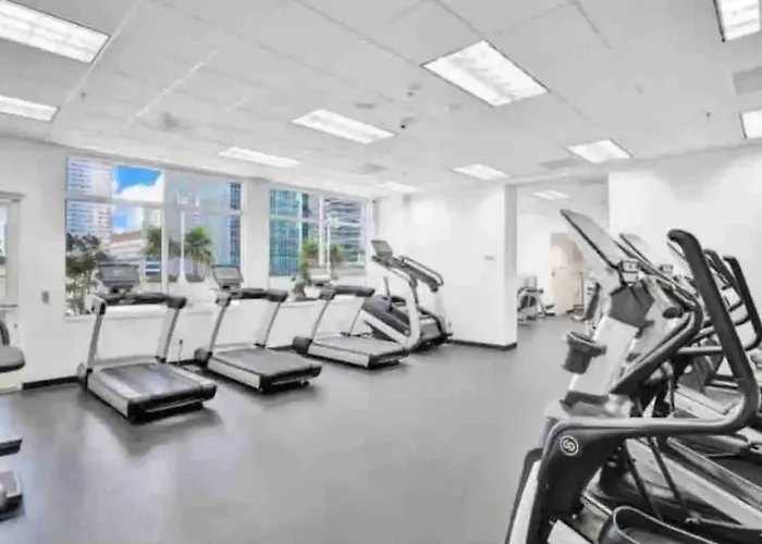 *Luxurious Highrise 2Brcondo Brickell- Waterviews*