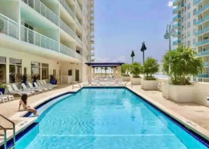 *Luxurious Highrise 2Brcondo Brickell- Waterviews*